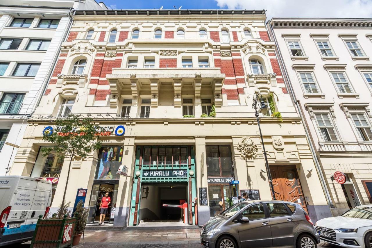 Luxury Apartment With Free Garage And Balcony In The Center Budapest Kültér fotó